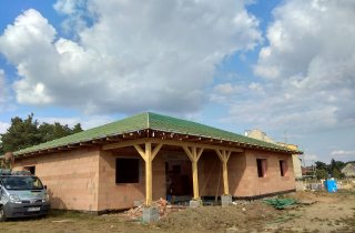 Střecha novostavby Zruč