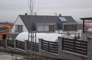 Střecha rodinného dvojdomu - Plzeň