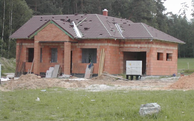 Střecha rodinného domu ve Třemošné