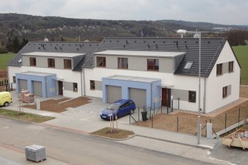  Střechy rodinných domů v Radobyčicích u Plzně